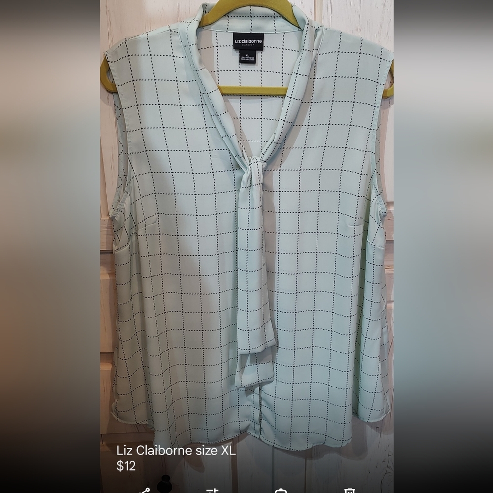 Liz Claiborne sleeveless